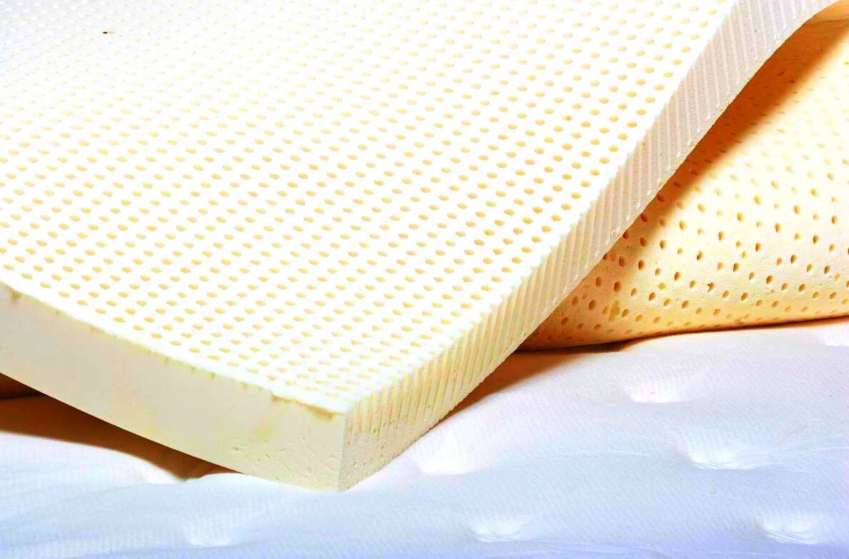 Kattemadratsi Latex perforeeritud lateksikiht lähivaates